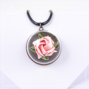 Collar Vintage Medio Globo Rosa