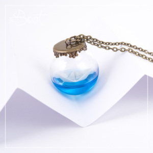 Collar Vintage Globo Barco